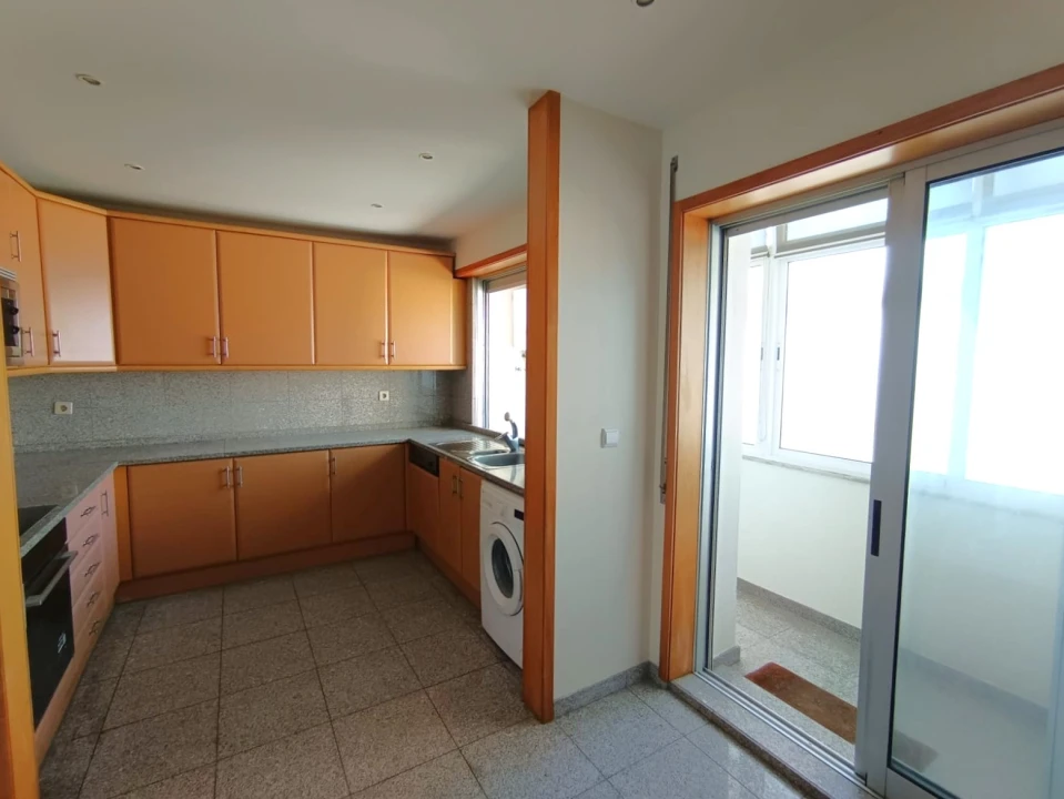 Apartamento T3 para Venda em Cedofeita, Santo Ildefonso, Sé, Miragaia, São Nicolau e Vitória Foto 19