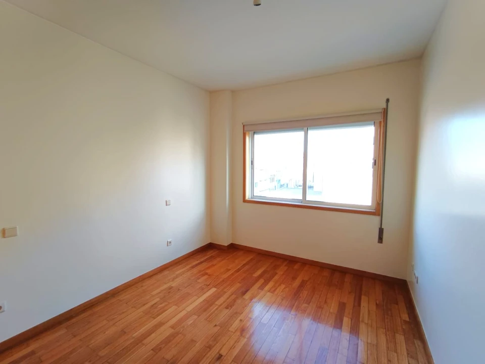 Apartamento T3 para Venda em Cedofeita, Santo Ildefonso, Sé, Miragaia, São Nicolau e Vitória Foto 13