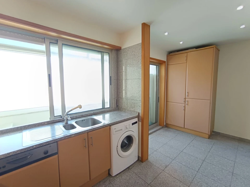 Apartamento T3 para Venda em Cedofeita, Santo Ildefonso, Sé, Miragaia, São Nicolau e Vitória Foto 20