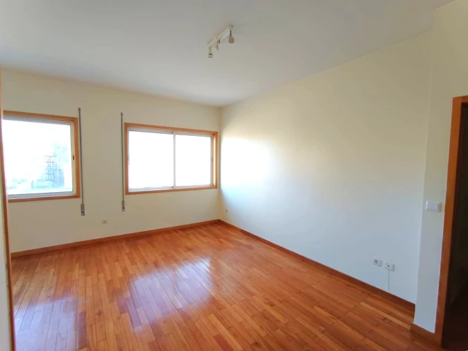 Apartamento T3 para Venda em Cedofeita, Santo Ildefonso, Sé, Miragaia, São Nicolau e Vitória Foto 6