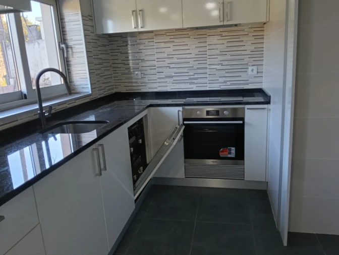 Apartamento T2 para Venda em Santa Clara e Castelo Viegas Foto 4