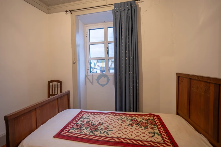 Moradia T3 para Venda em Peredo da Bemposta Foto 5