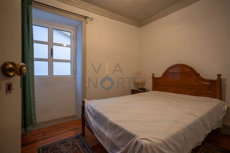 Moradia T3 para Venda em Peredo da Bemposta Foto 11