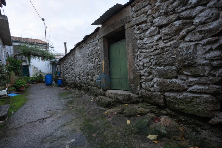 Moradia T3 para Venda em Peredo da Bemposta Foto 19