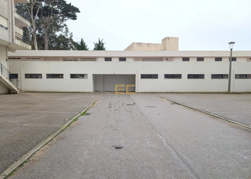 Garagem para Venda em Buarcos Foto 2