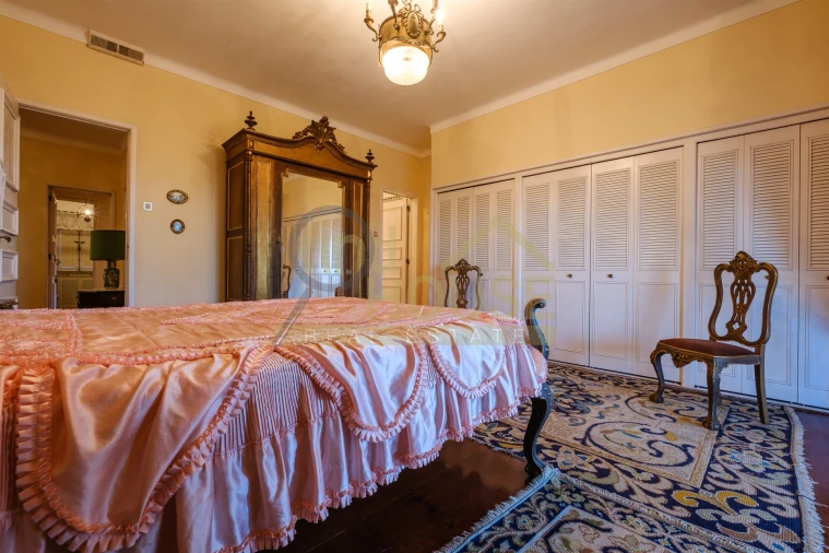 Quinta T9 para Venda em Santa Maria e São Miguel, São Martinho, São Pedro Penaferrim Foto 41