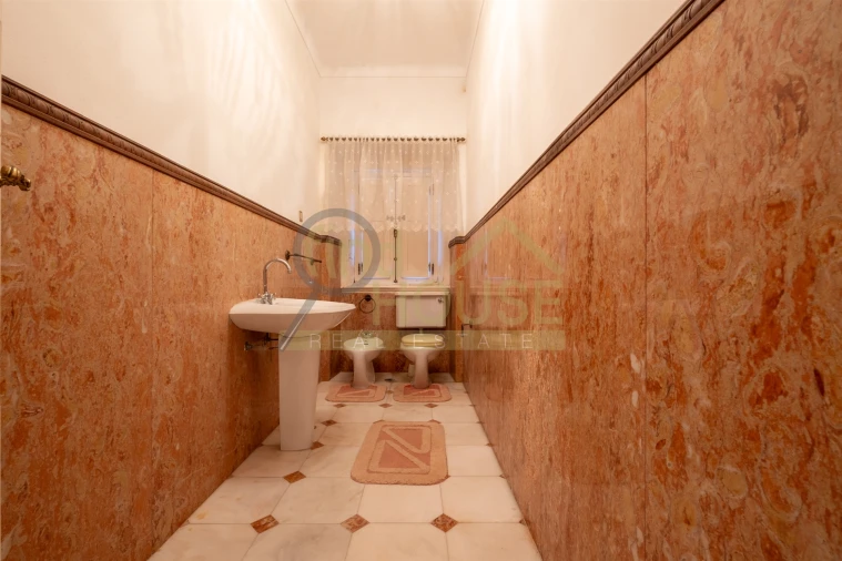 Quinta T9 para Venda em Santa Maria e São Miguel, São Martinho, São Pedro Penaferrim Foto 35