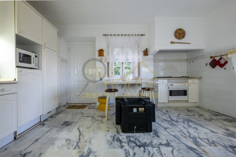 Quinta T9 para Venda em Santa Maria e São Miguel, São Martinho, São Pedro Penaferrim Foto 31