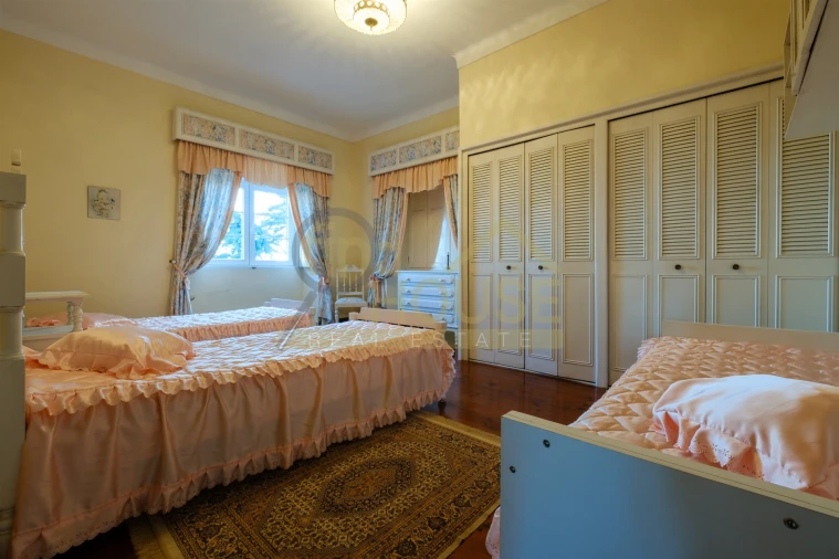 Quinta T9 para Venda em Santa Maria e São Miguel, São Martinho, São Pedro Penaferrim Foto 52