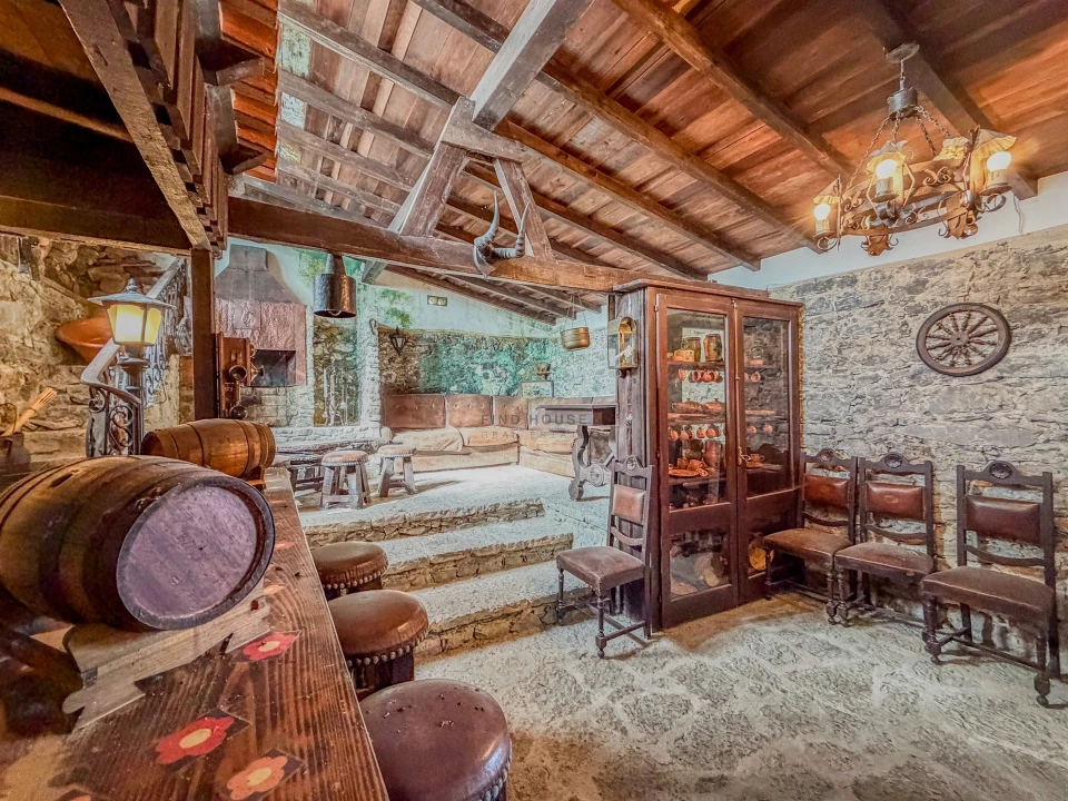 Quinta T9 para Venda em Santa Maria e São Miguel, São Martinho, São Pedro Penaferrim Foto 58