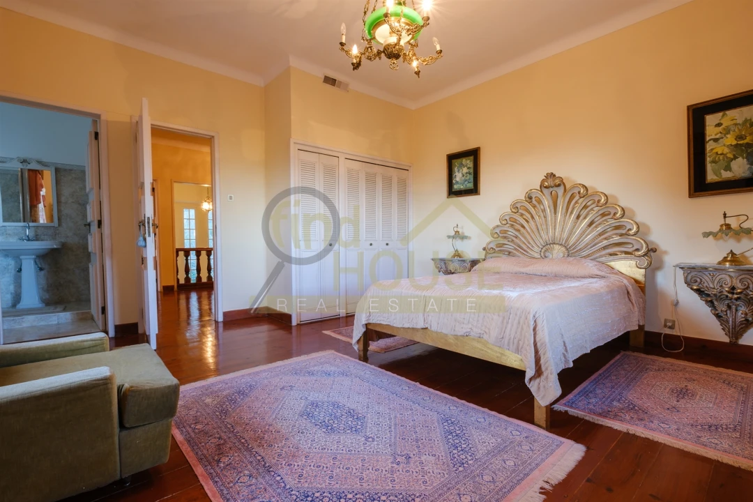 Quinta T9 para Venda em Santa Maria e São Miguel, São Martinho, São Pedro Penaferrim Foto 49