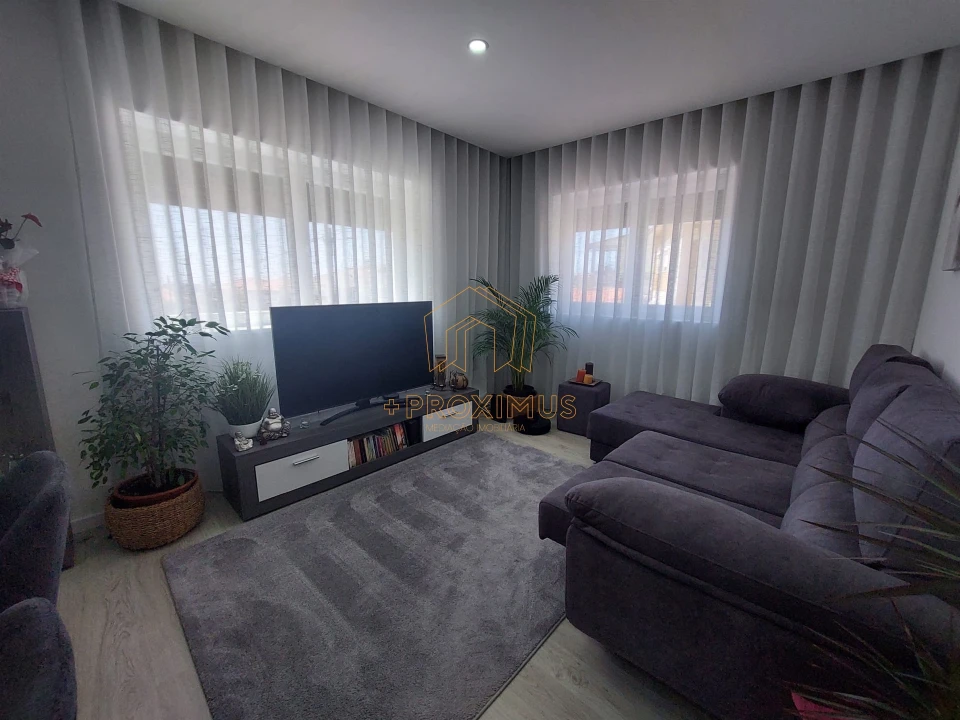 Moradia T3 para Venda em Buarcos Foto 1