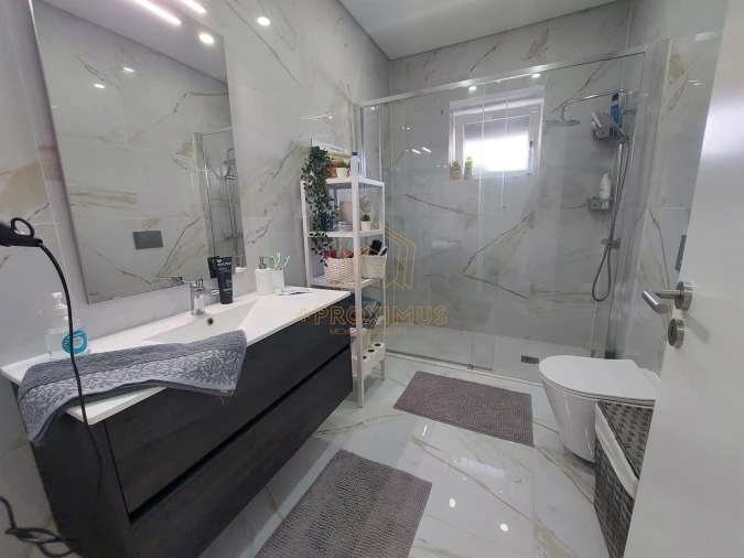 Moradia T3 para Venda em Buarcos Foto 23