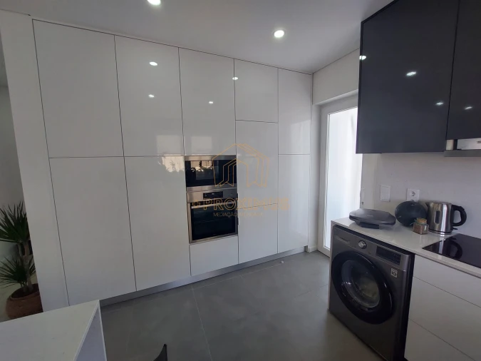 Moradia T3 para Venda em Buarcos Foto 3