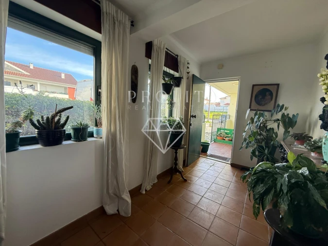 Apartamento T2 para Venda em Sesimbra (Castelo) Foto 2