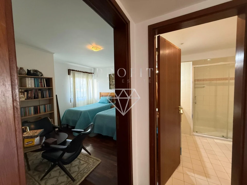 Apartamento T2 para Venda em Sesimbra (Castelo) Foto 7