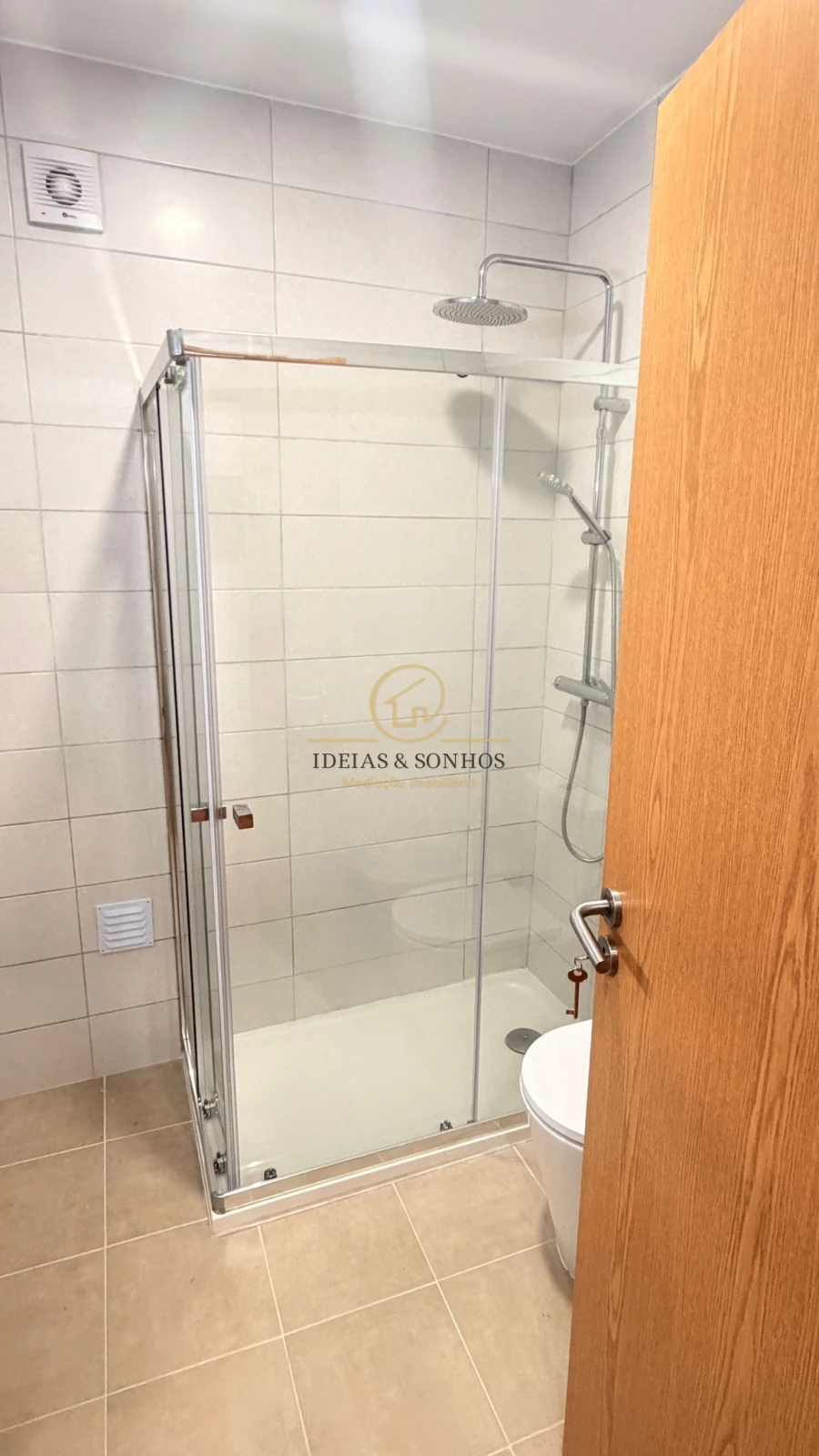 Apartamento T2 para Venda em Laranjeiro e Feijó Foto 9