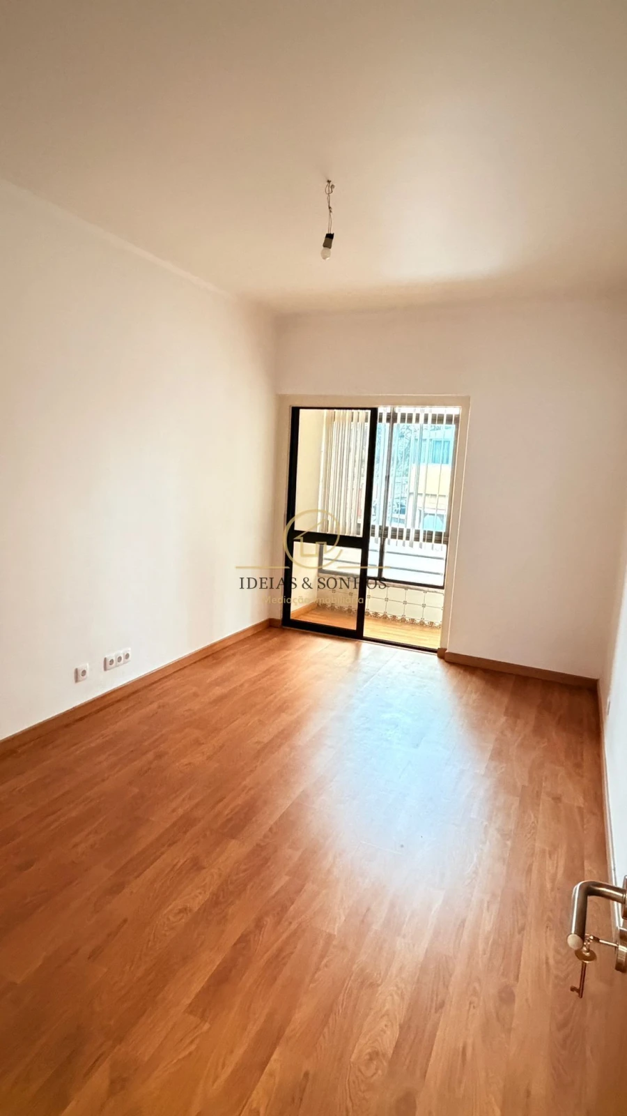 Apartamento T2 para Venda em Laranjeiro e Feijó Foto 7