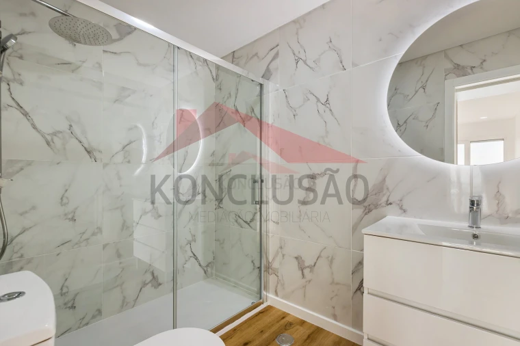 Apartamento T3 para Venda em Póvoa de Santa Iria e Forte da Casa Foto 20