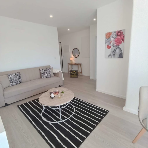 Apartamento T3 para Venda em São Domingos de Benfica Foto 7