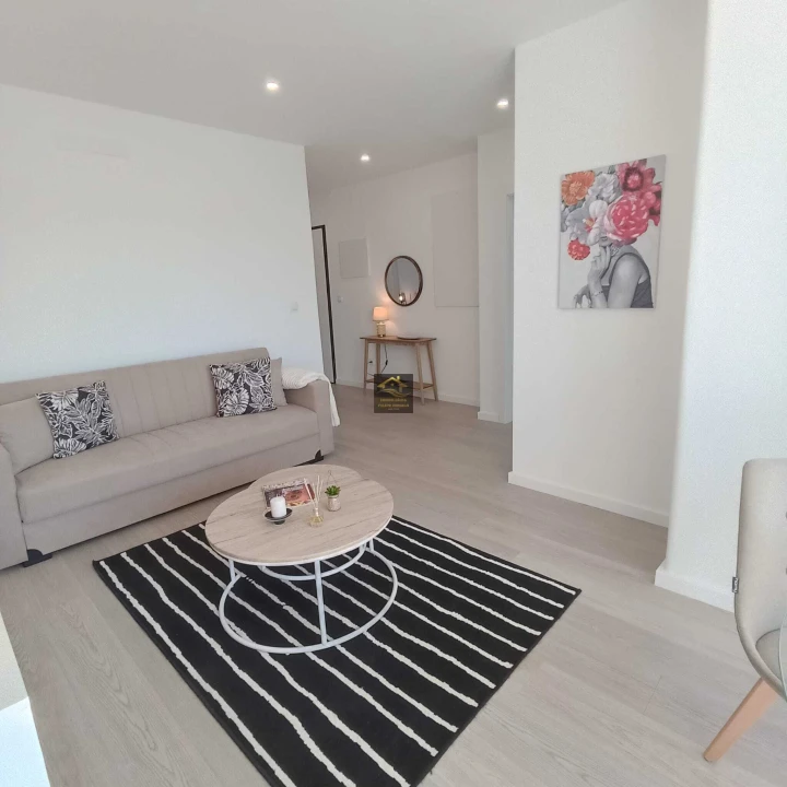 Apartamento T3 para Venda em São Domingos de Benfica Foto 7