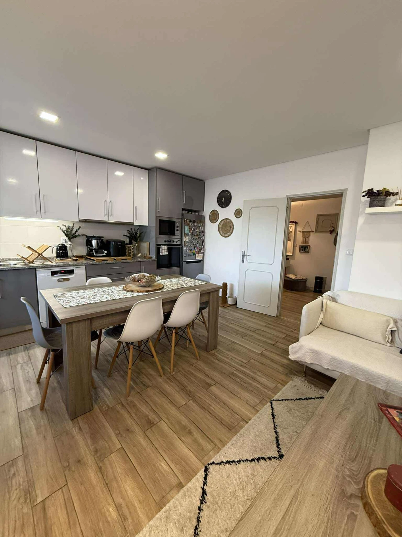 Apartamento T3 para Venda em São João Baptista e Santa Maria dos Olivais Foto 3