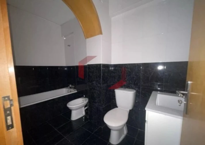 Apartamento T3 para Venda em Paranhos Foto 16