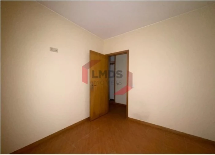 Apartamento T3 para Venda em Paranhos Foto 11