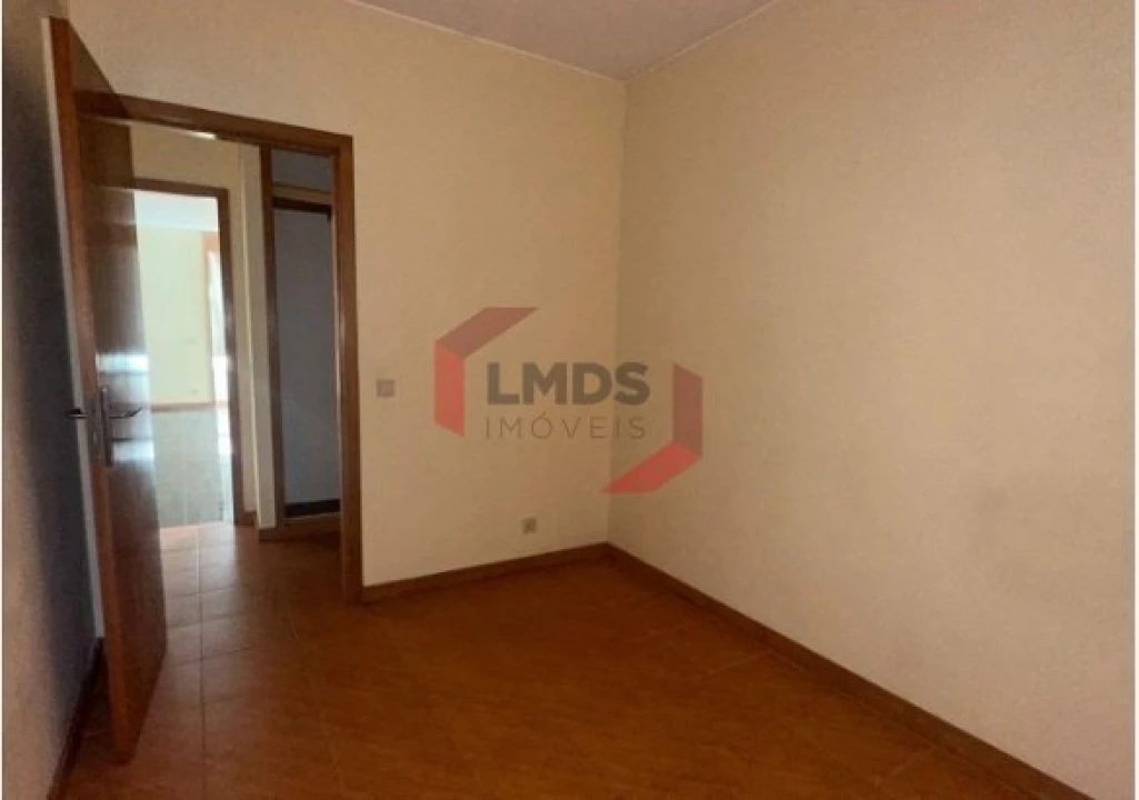Apartamento T3 para Venda em Paranhos Foto 13