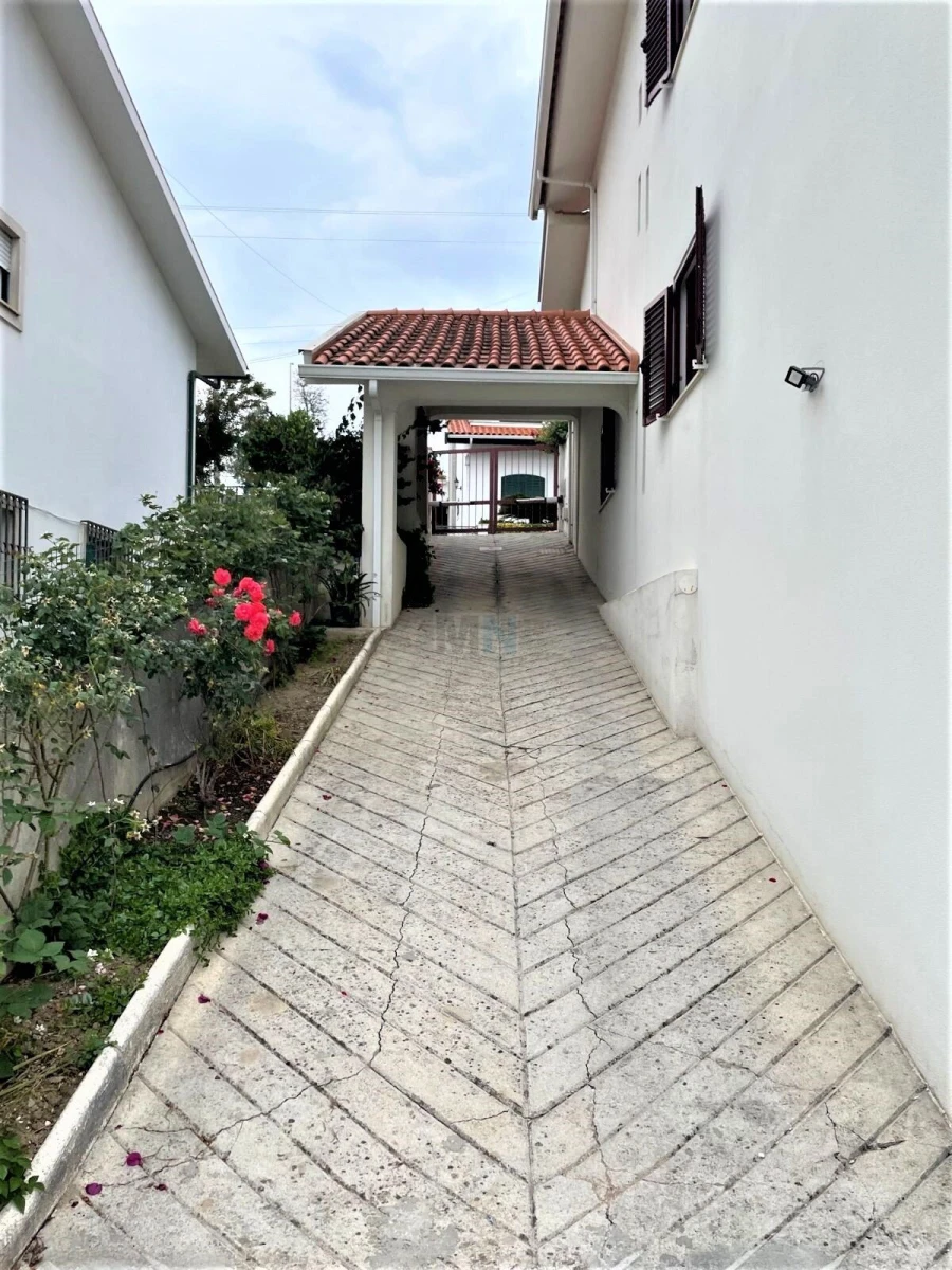 Moradia para Venda em Santa Clara e Castelo Viegas Foto 18