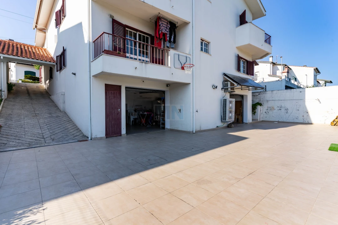 Moradia para Venda em Santa Clara e Castelo Viegas Foto 16