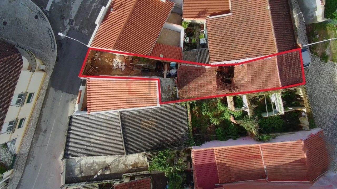 Terreno para Venda em Cadaval e Pêro Moniz Foto 2