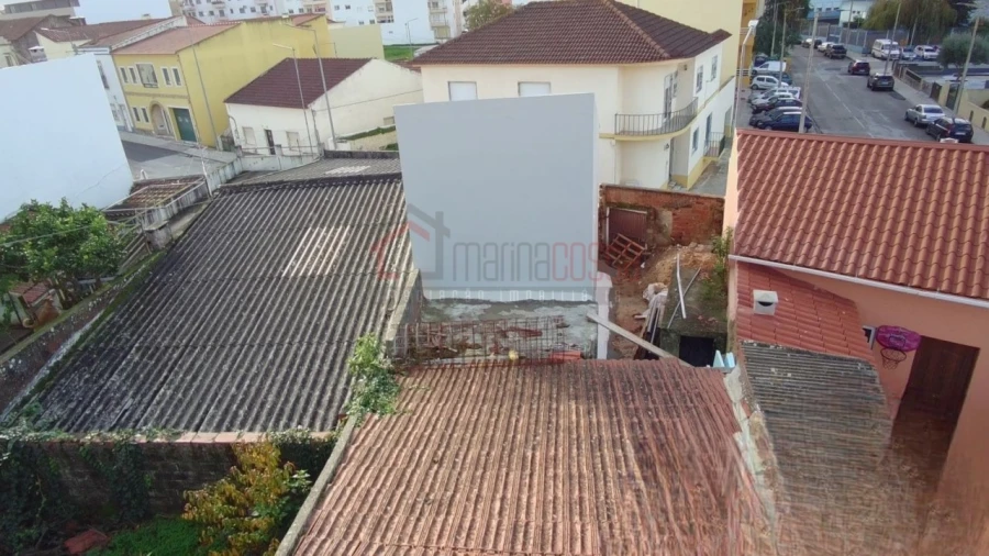 Terreno para Venda em Cadaval e Pêro Moniz Foto 7