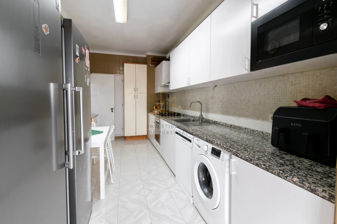 Apartamento T3 para Venda em Almada, Cova da Piedade, Pragal e Cacilhas Foto 3