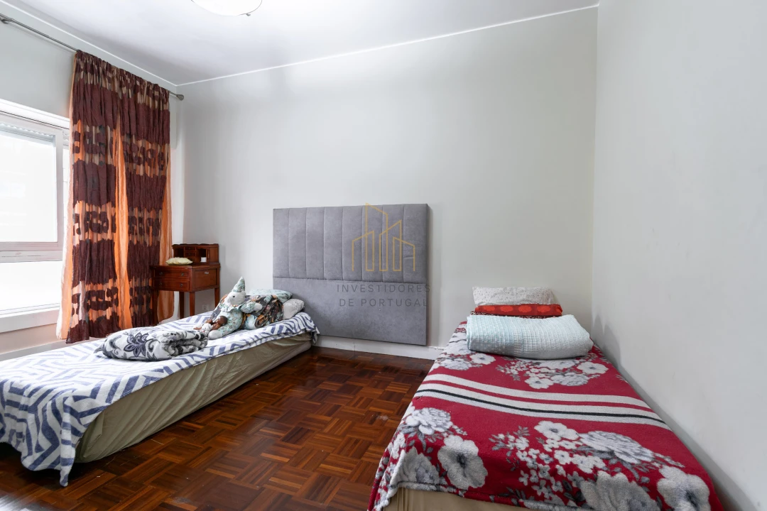 Apartamento T3 para Venda em Almada, Cova da Piedade, Pragal e Cacilhas Foto 8