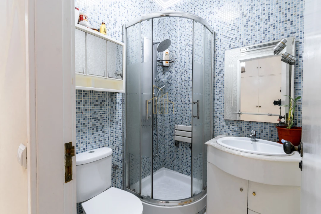 Apartamento T3 para Venda em Almada, Cova da Piedade, Pragal e Cacilhas Foto 12