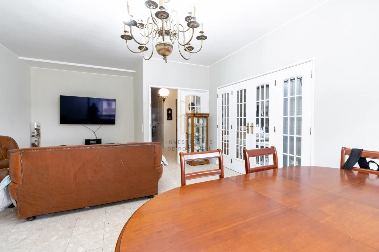 Apartamento T3 para Venda em Almada, Cova da Piedade, Pragal e Cacilhas Foto 2