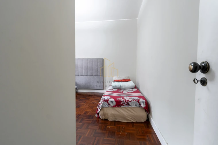 Apartamento T3 para Venda em Almada, Cova da Piedade, Pragal e Cacilhas Foto 9