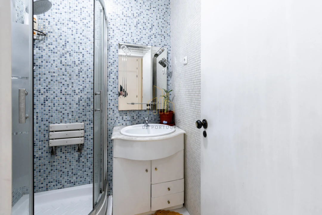 Apartamento T3 para Venda em Almada, Cova da Piedade, Pragal e Cacilhas Foto 13