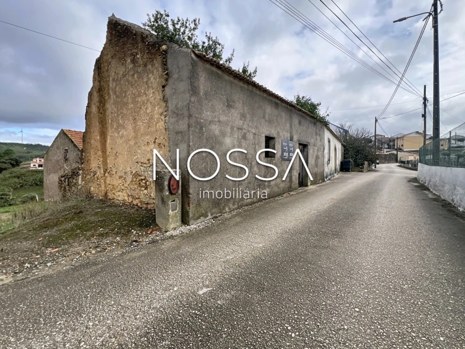 Moradia para Venda em Azueira e Sobral da Abelheira Foto 2