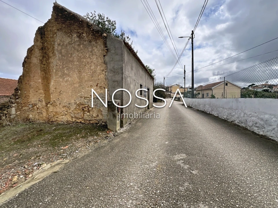 Moradia para Venda em Azueira e Sobral da Abelheira Foto 5