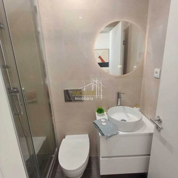 Apartamento T3 para Venda em Benfica Foto 5