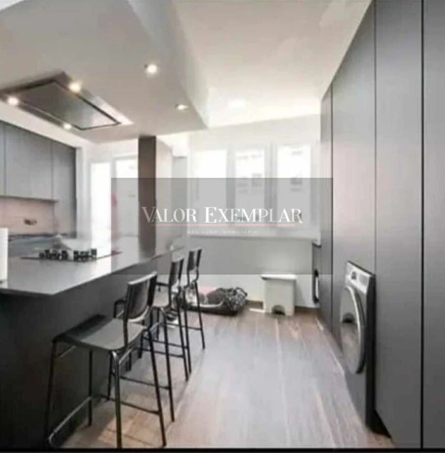 Apartamento T4 para Venda em Baixa da Banheira e Vale da Amoreira Foto 5