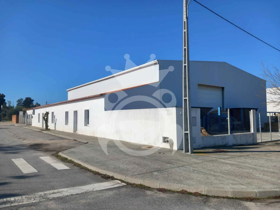 Armazém para Venda em Serpa (Salvador e Santa Maria) Foto 2