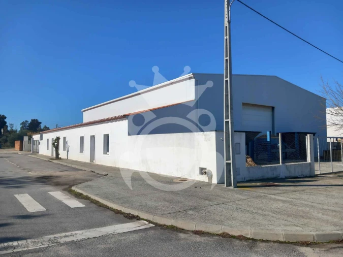 Armazém para Venda em Serpa (Salvador e Santa Maria) Foto 2