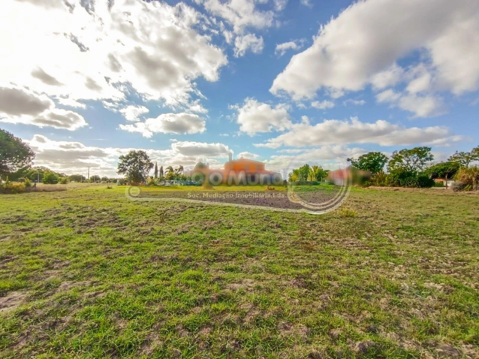 Terreno para Venda em Santo Estêvão Foto 1