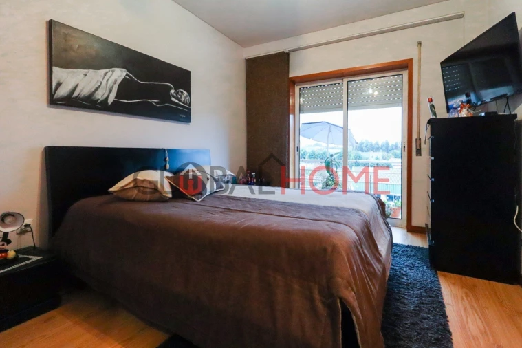 Apartamento T2 para Venda em Fânzeres e São Pedro da Cova Foto 13