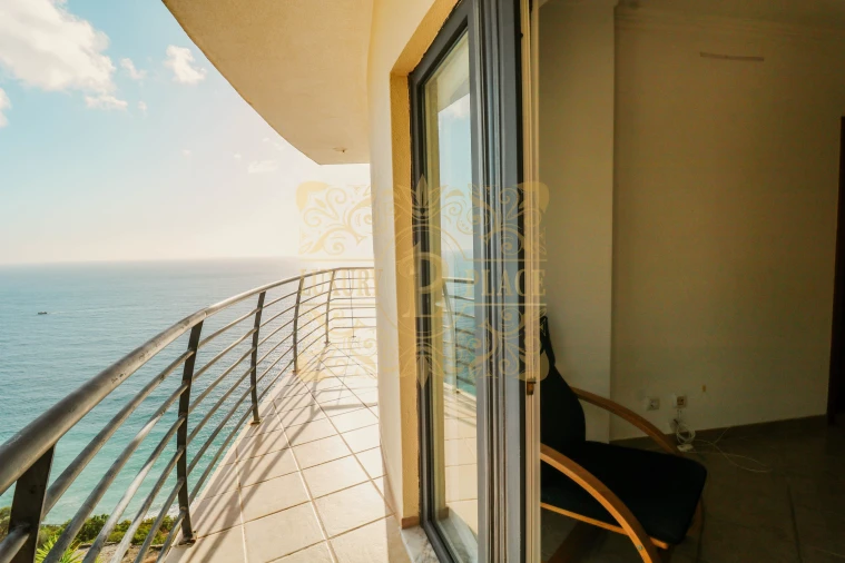 Apartamento T1 para Venda em Sesimbra (Santiago)