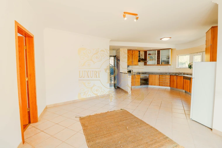 Apartamento T1 para Venda em Sesimbra (Santiago) Foto 6