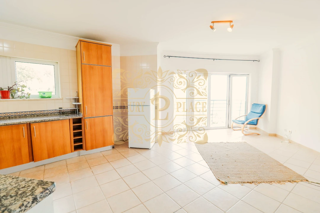 Apartamento T1 para Venda em Sesimbra (Santiago) Foto 13